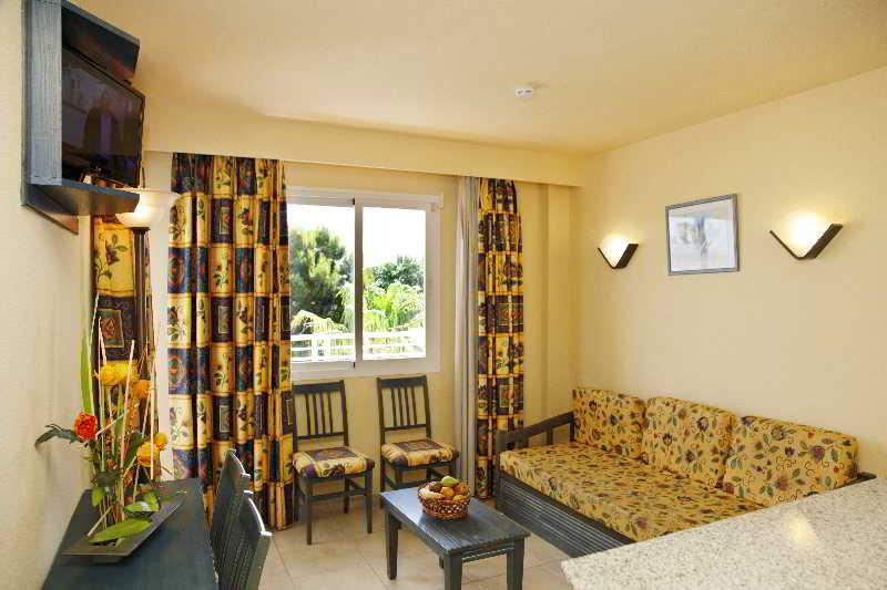 Hotel apartamentowy Aluasun Continental Park & 4*