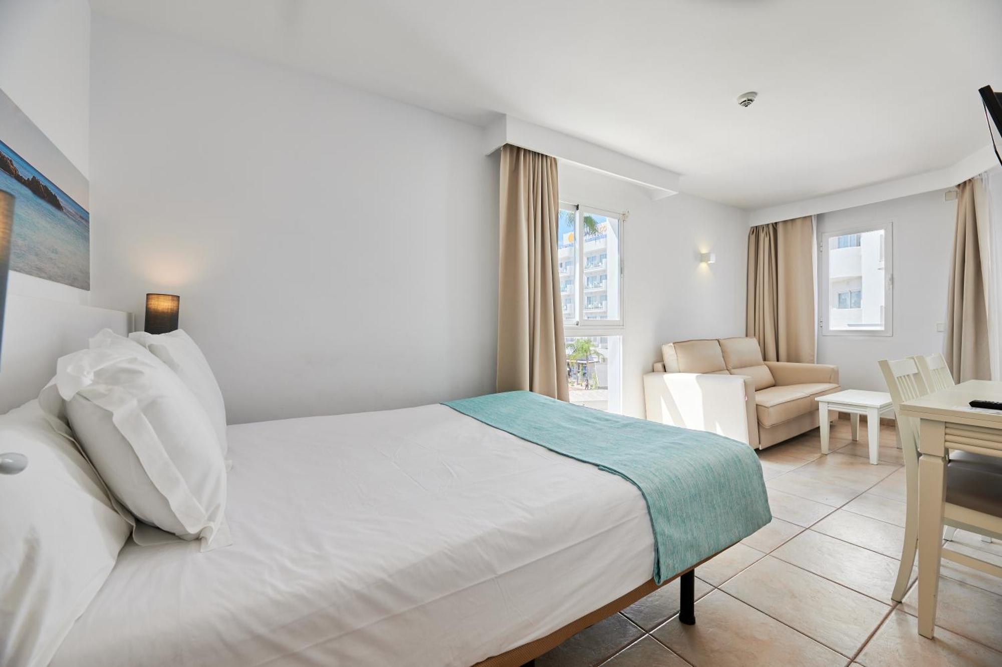 Aluasun Continental Park & Hotel apartamentowy 4*